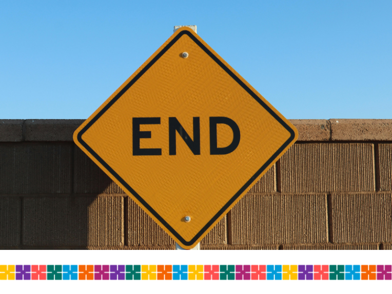 Sign that says 'End'